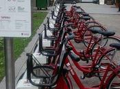 (Moscow bicycles)From Yorker:“It’s Easy t...