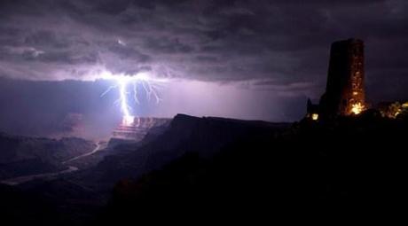 Lightning strikes Grand Canyon Dept of Interior Photo by Travis Roe