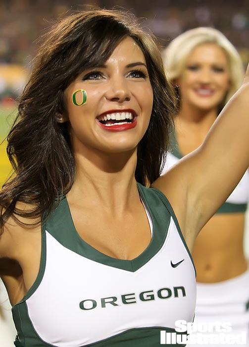 SI Cheerleader of the Week: Oregon's Kelsey
