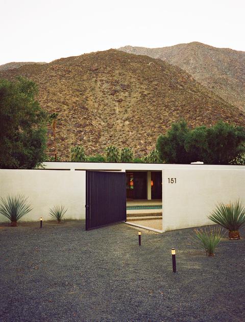 mckenzie residence exterior facade