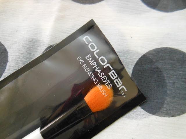 Colorbar Emphaseyes Eye Blending Brush Review