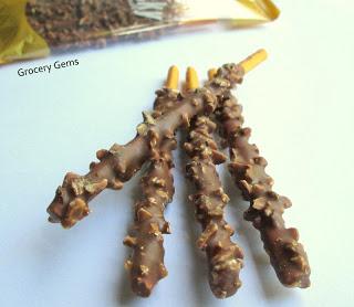 Pocky Almond Crush Review