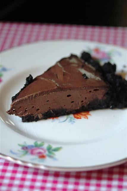 Vegan Peanut Butter Chocolate Oreo No-Bake Pie