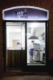 28 Posti Restaurant by Francesco Faccin
