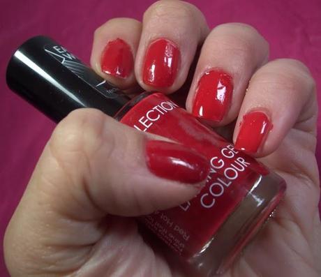 Collection Lasting Gel Colour Red Hot Nail Polish