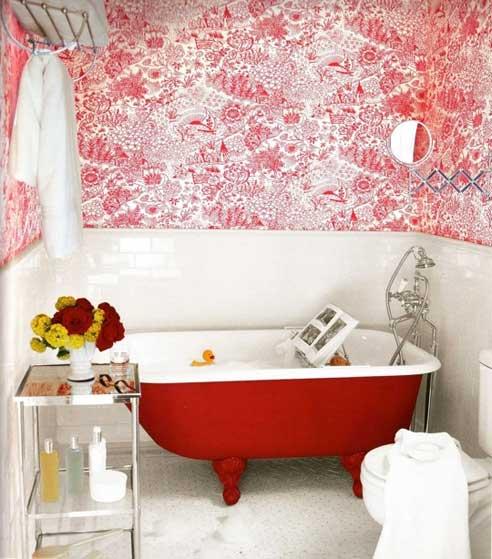 red-clawfoot-tub