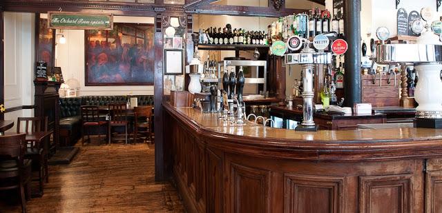London Pub Of The Week No.9: The Green Man, Riding House Street