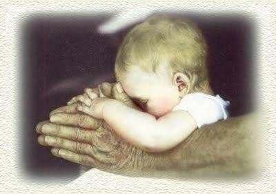 baby+praying+hands