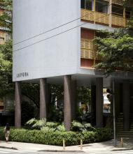 Louveira Apartment by AR Arquitetos