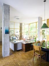 Louveira Apartment by AR Arquitetos