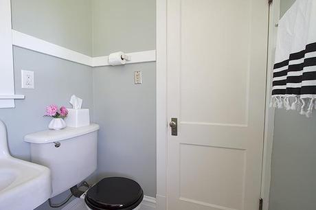 Make your small, old bathroom beautiful with a few quick touch ups