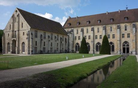 photo of Royaumont Abbey