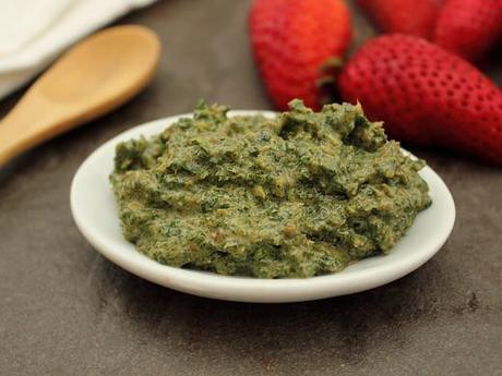 Strawberries with Minty Dip