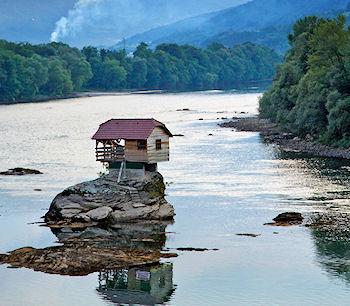 The House Built In The Middle Of A River