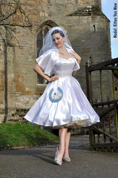 New sponsor welcome — vintage wedding dresses from Vivien of Holloway