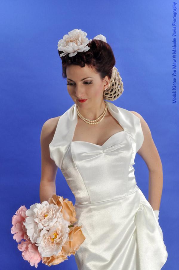 New Sponsor Welcome — Vintage Wedding Dresses from Vivien of Holloway ...