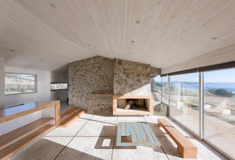 Plinth House by LAND Arquitectos 4