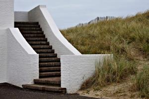 1416564_stairs_bergen_aan_zee