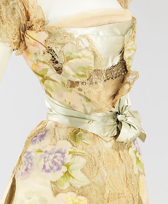 Dress of the Week – House of Worth 1902
