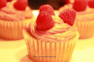 Vanilla Cupcakes