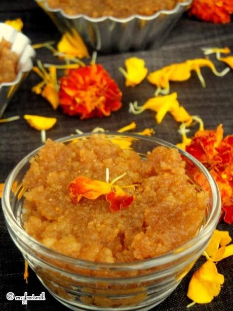 MAIDA SUJI KA HALWA (CARAMEL FLOUR & SEMOLINA INDIAN PUDDING)