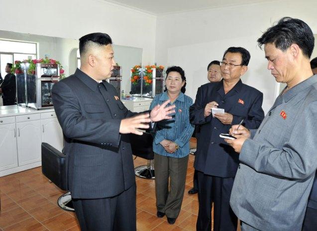 Kim Jong Un tours Undok Health Complex in Ch'angso'ng County, North P'yo'ngan Province (Photo: Rodong Sinmun).