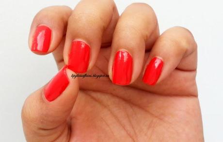 ♥ Revlon Red Hot Tamale ~ Swatches ♥