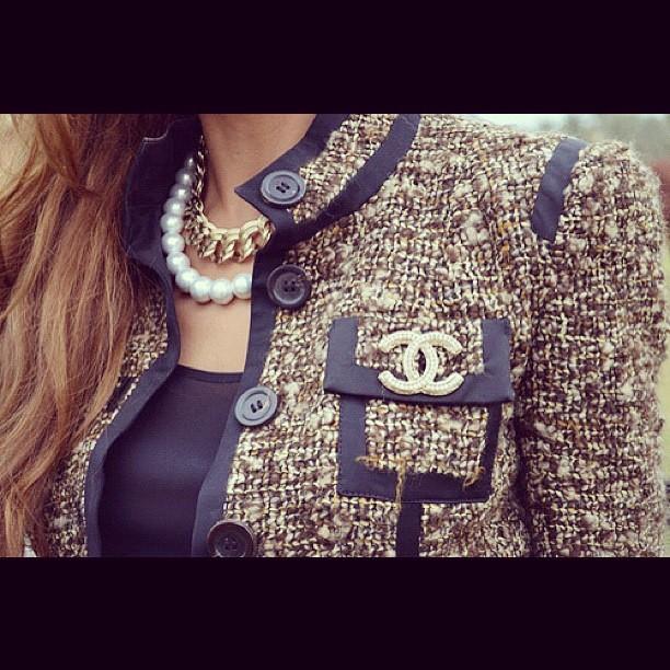 Chanel jacket is ❤❤❤! #chanel #fashion #jacket #object of desire