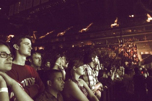 IMG 8024 620x413 THE POSTAL SERVICE SOLD OUT BARCLAYS CENTER [PHOTOS]