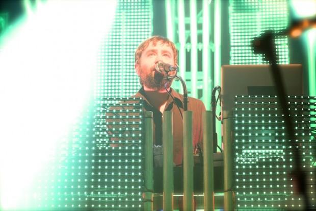 IMG 7961 1 620x413 THE POSTAL SERVICE SOLD OUT BARCLAYS CENTER [PHOTOS]