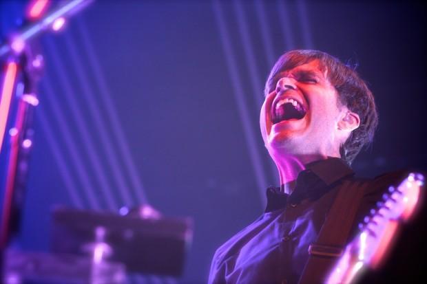 IMG 7616 620x413 THE POSTAL SERVICE SOLD OUT BARCLAYS CENTER [PHOTOS]