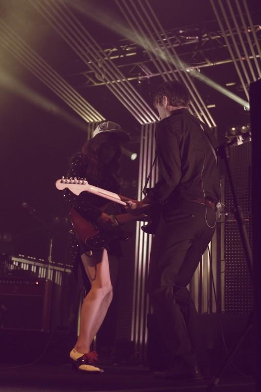 IMG 7723 533x800 THE POSTAL SERVICE SOLD OUT BARCLAYS CENTER [PHOTOS]