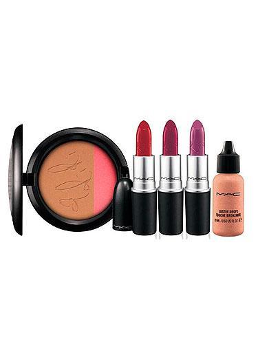 Rihanna Summer MAC Collection – It’s Here