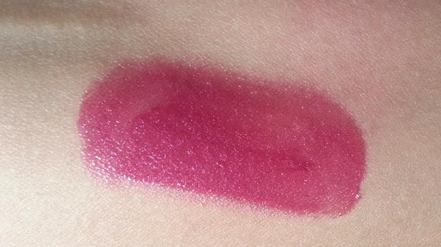 Maybelline New York  Color Sensational Shine Gloss Stellar Berry 360 - Review, Pics, Swatches