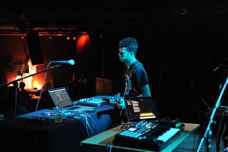 D33J 5 620x413 BATHS PLAYED WEBSTER HALL [PHOTOS]