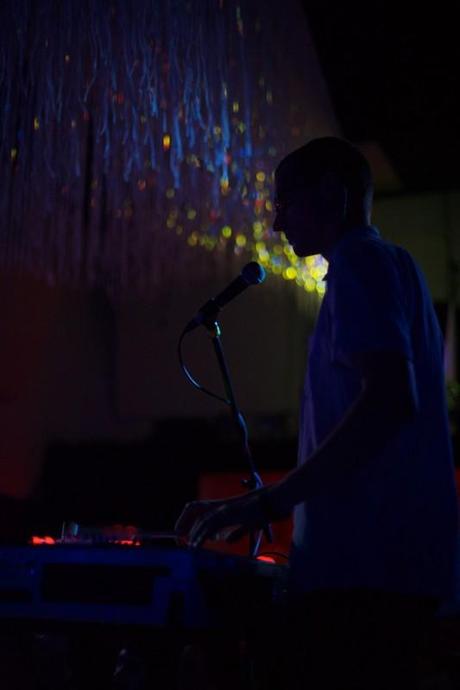 L8A0327 533x800 YELLOW OSTRICH, WIDOWSPEAK HELPED US SELL OUT OUR LAST PARTY [PHOTOS]