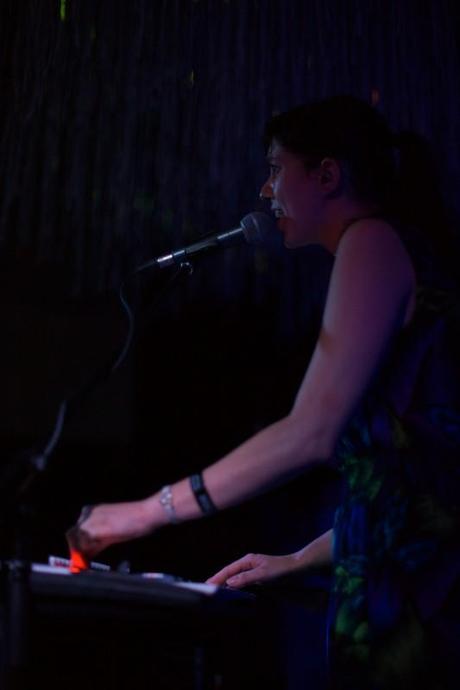 L8A0371 533x800 YELLOW OSTRICH, WIDOWSPEAK HELPED US SELL OUT OUR LAST PARTY [PHOTOS]