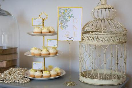 quirky lemon wedding ideas Kelly Weech Photography (22)