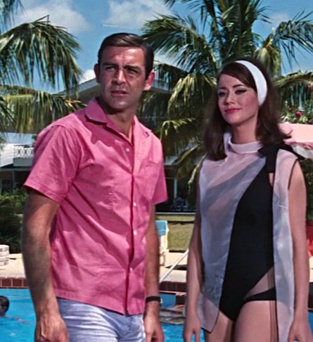 Bond Hits the Beach in Thunderball - Paperblog