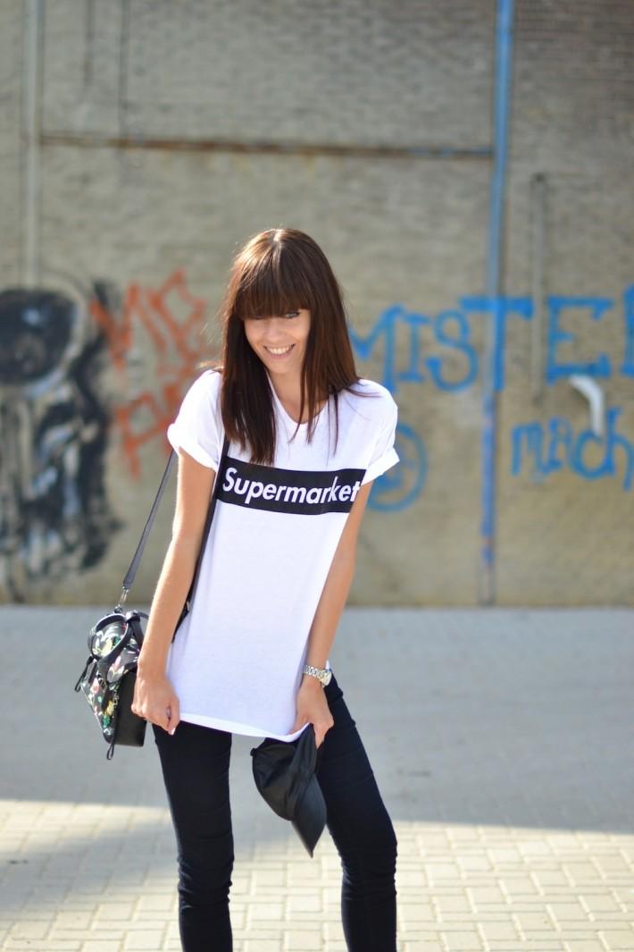 look supreme inspired supermarket t-shirt