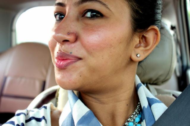 Outfit | Styling White - Blue Stripes and Red