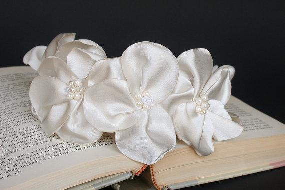 Ivory Inspired Wedding Hair Accessories