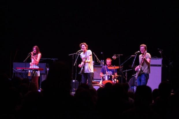 houndmouth capitol 10 620x413 ALABAMA SHAKES PLAYED THE CAPITOL THEATRE [PHOTOS]