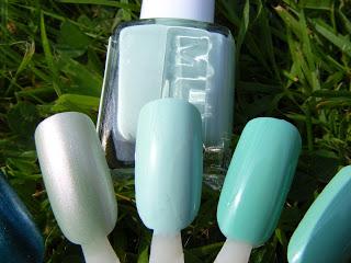 Top 10 Summer Nail Polishes