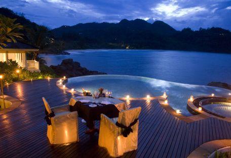 http://www.rhinoafrica.com/images/11203/456x313_le-banyan-tree-aux-seychelles.jpg