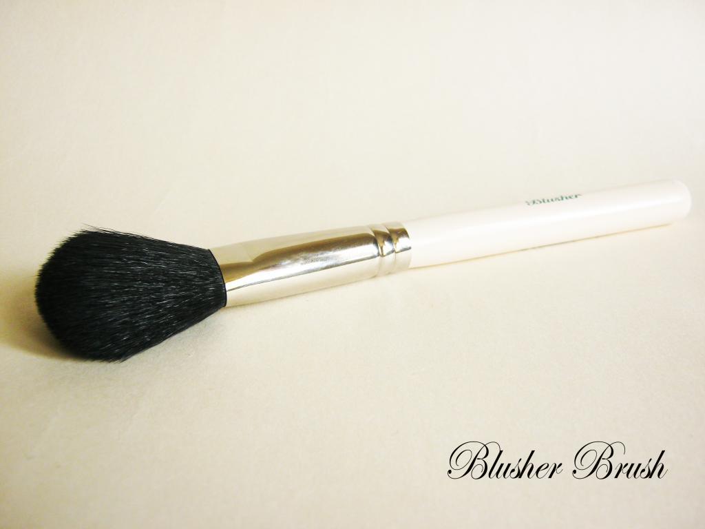 The Vintage Cosmetic Company - Makeup Brushes