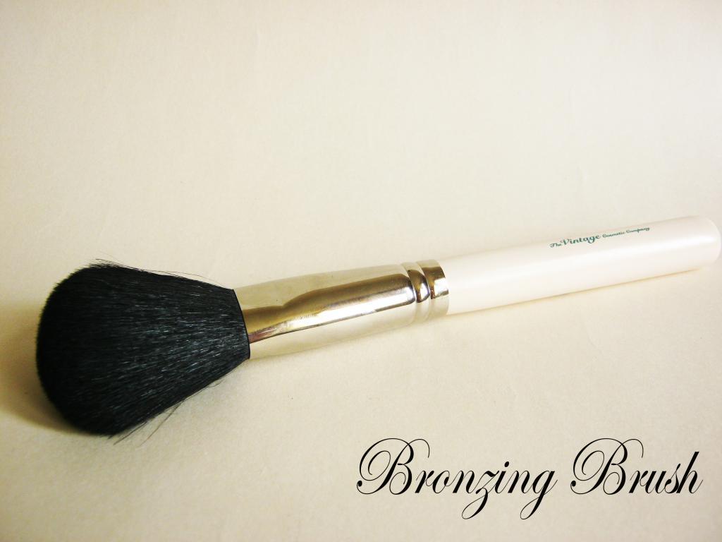 The Vintage Cosmetic Company - Makeup Brushes