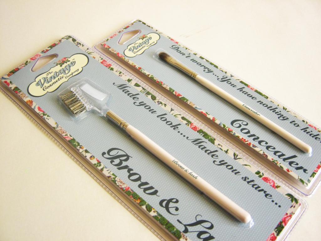 The Vintage Cosmetic Company - Makeup Brushes