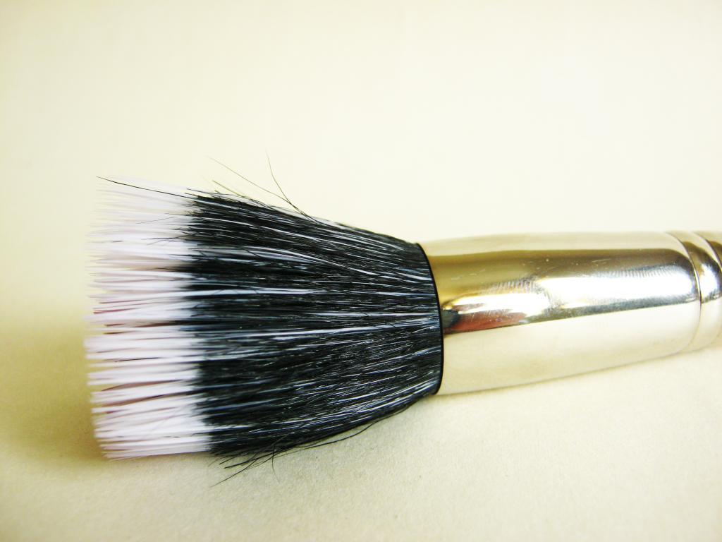 The Vintage Cosmetic Company - Makeup Brushes