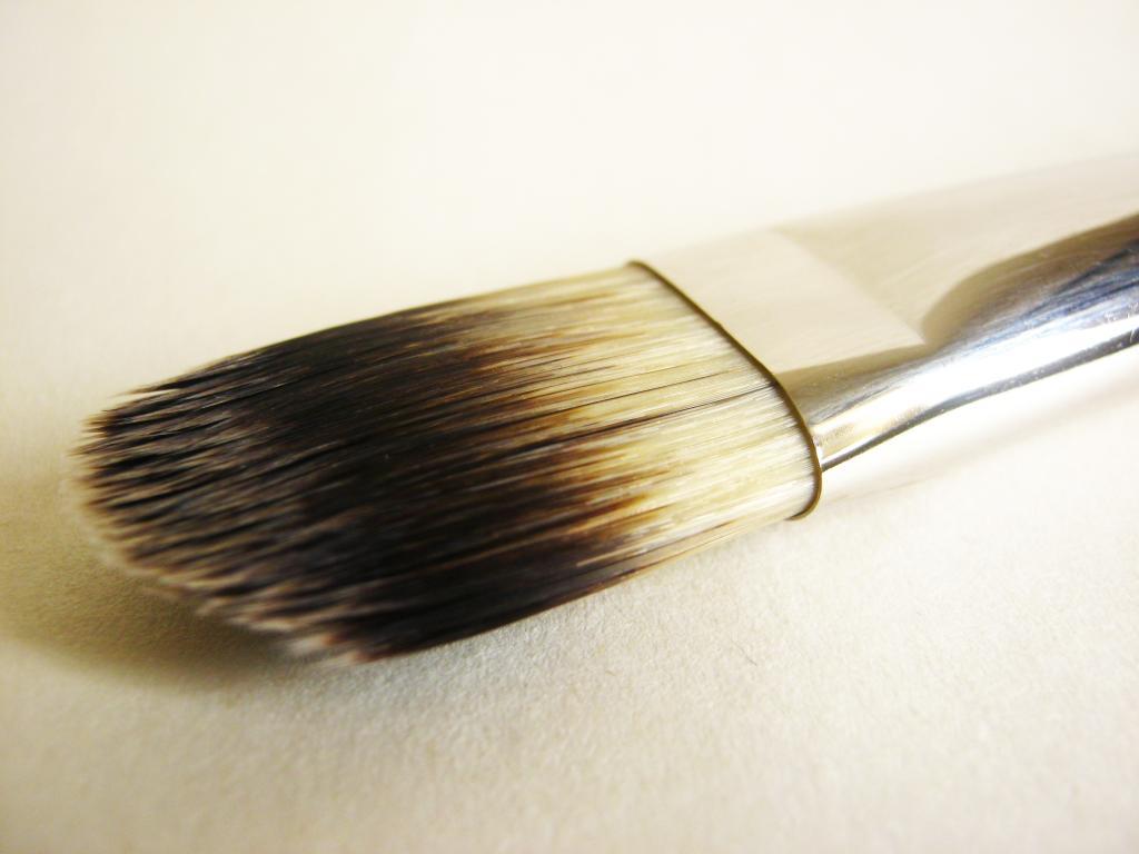 The Vintage Cosmetic Company - Makeup Brushes